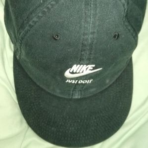 Woman's Nike hat